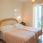 La Badia 호텔 3*