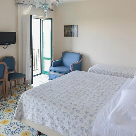Hotell La Badia Sorrento